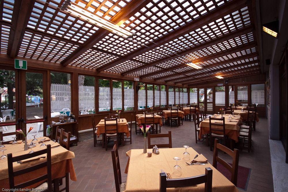 Hotel Ristorante Tre Stelle Sant'Albino Bagian luar foto
