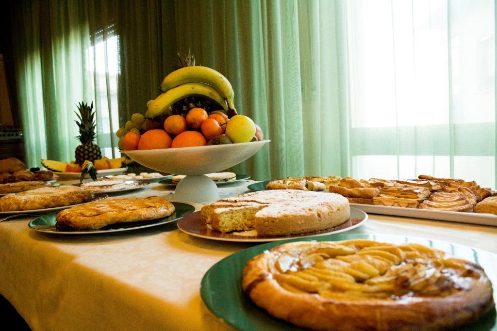 Hotel Ristorante Tre Stelle Sant'Albino Bagian luar foto
