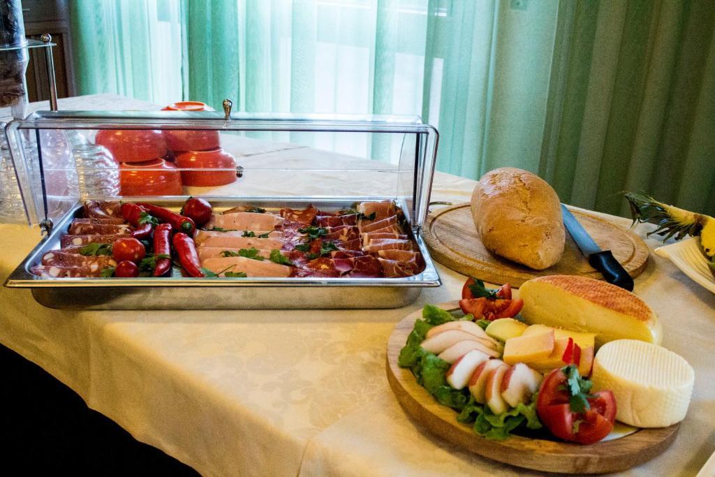 Hotel Ristorante Tre Stelle Sant'Albino Bagian luar foto