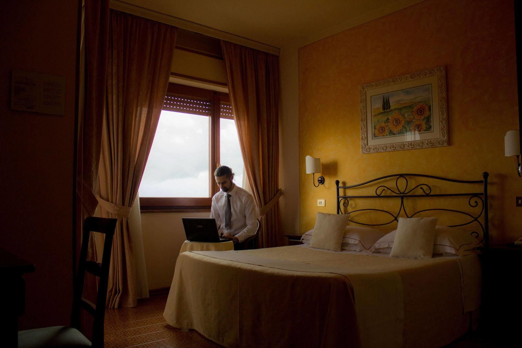 Hotel Ristorante Tre Stelle Sant'Albino Bagian luar foto