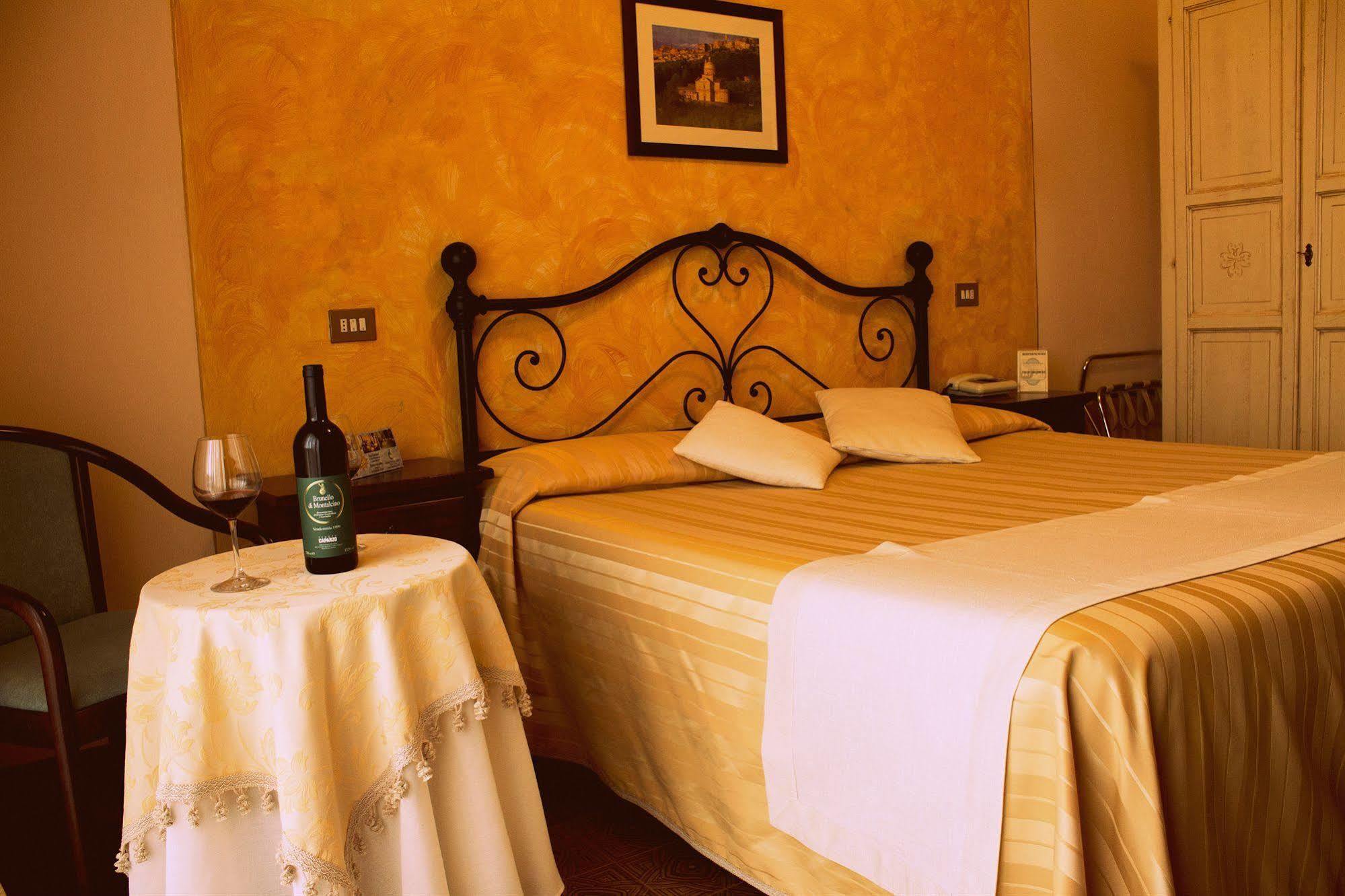 Hotel Ristorante Tre Stelle Sant'Albino Bagian luar foto