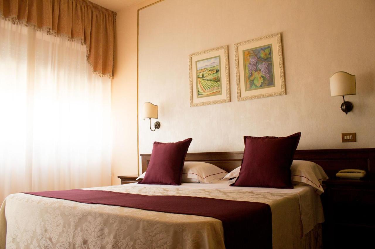 Hotel Ristorante Tre Stelle Sant'Albino Bagian luar foto